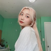 Ruth Zaw