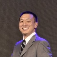 Daniel J Cho