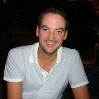 Simon Holmes