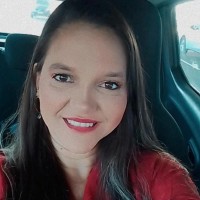 Domicilene Santos