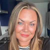 Holly Robinson BA (Hons), PGCE, MSET