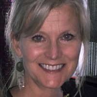 Dr. Laura Linderman