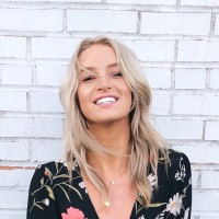 Melanie J Moore