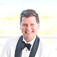 Christopher J. Hoenig