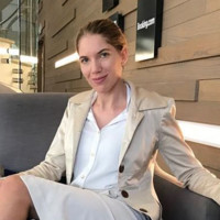 Cara Wohlberg Niebuhr