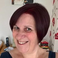 Claire Saunders