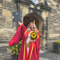 Dr Libby Steele