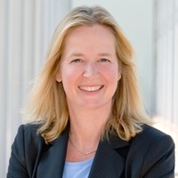 Dr. Iris Vieweg