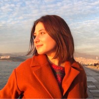 Esra Ü.