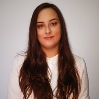 Elisa C.