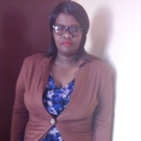 Lindy Kesimolotse
