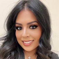 Jennifer Flores