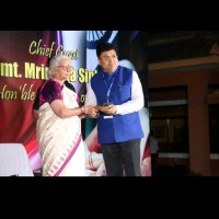 Prof.(Dr.) Manoj K Agarwal