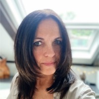 Claudia Schuermann