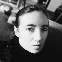 Emily PERES