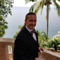 Leo Ponce