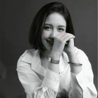 Nhi N.