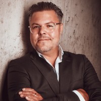 Michael Tscherning