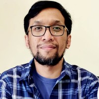 ronggo widhiarto
