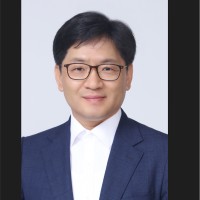 JungHoon (Charlie) Cha