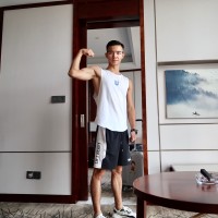 何泽铭