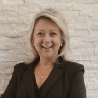 Christina Paull