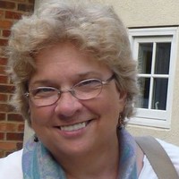 Elaine Carlisle
