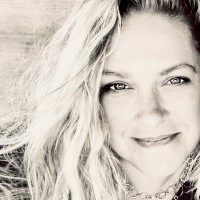 Lisa Dumont