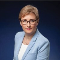 Jola R.