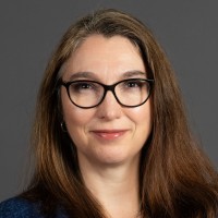 Sylvie Dale, Aptd
