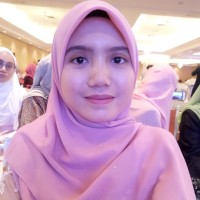 Nur Ezzati