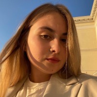 Юлия Коробова
