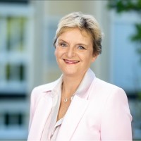 Karin Kuschel