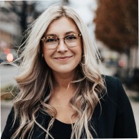 Laura Devine