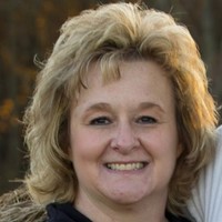 Kelli Sluder