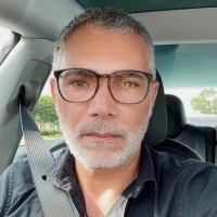 ROBERTO ALMEIDA