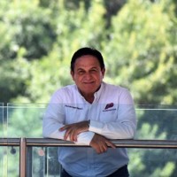 Luis Carlos Garza González