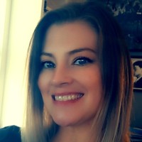 Lindsay Sanders