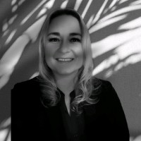 Janneke B.