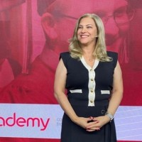 Lara Andréa Crivelaro