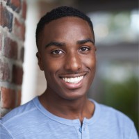 Akinté Hutchinson