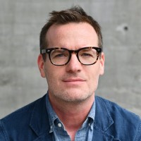 Dennis Quinn