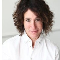Claudia Kahn