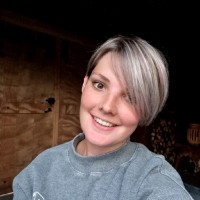 Nelleke Alvering