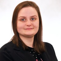 Kristin Evans, Qas
