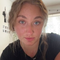 Izabella Tomlinson