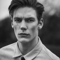 Robert Wilde