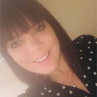 Laura Nichol