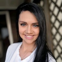 Nicole Lange