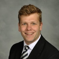 Aaron Sisko, Cfa